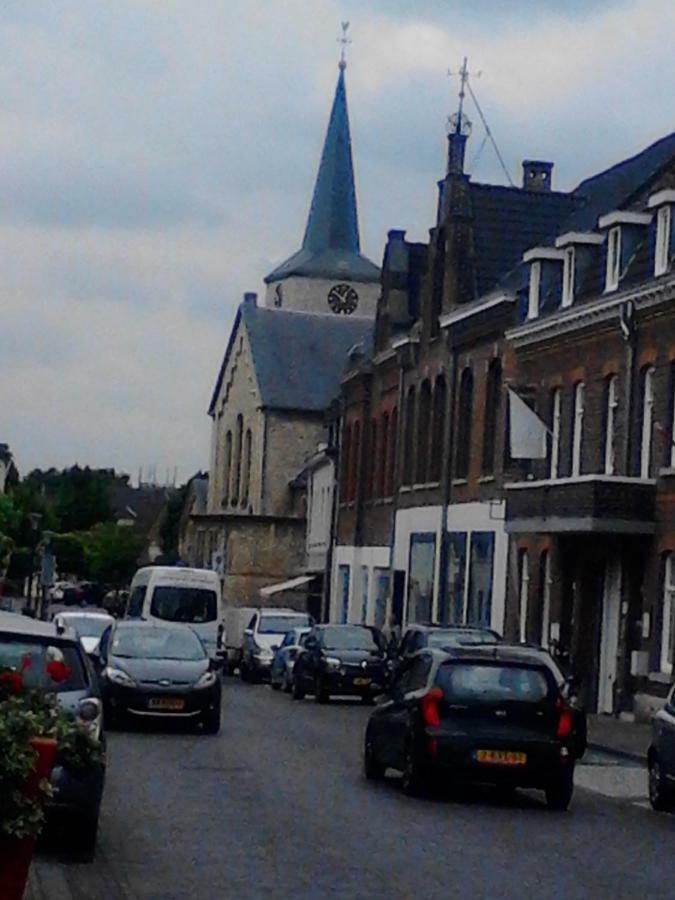 Rustige, Gelijkvloerse Vakantiewoning Met 2 Slaapkamers In Simpelveld, Zuid-Limburg מראה חיצוני תמונה