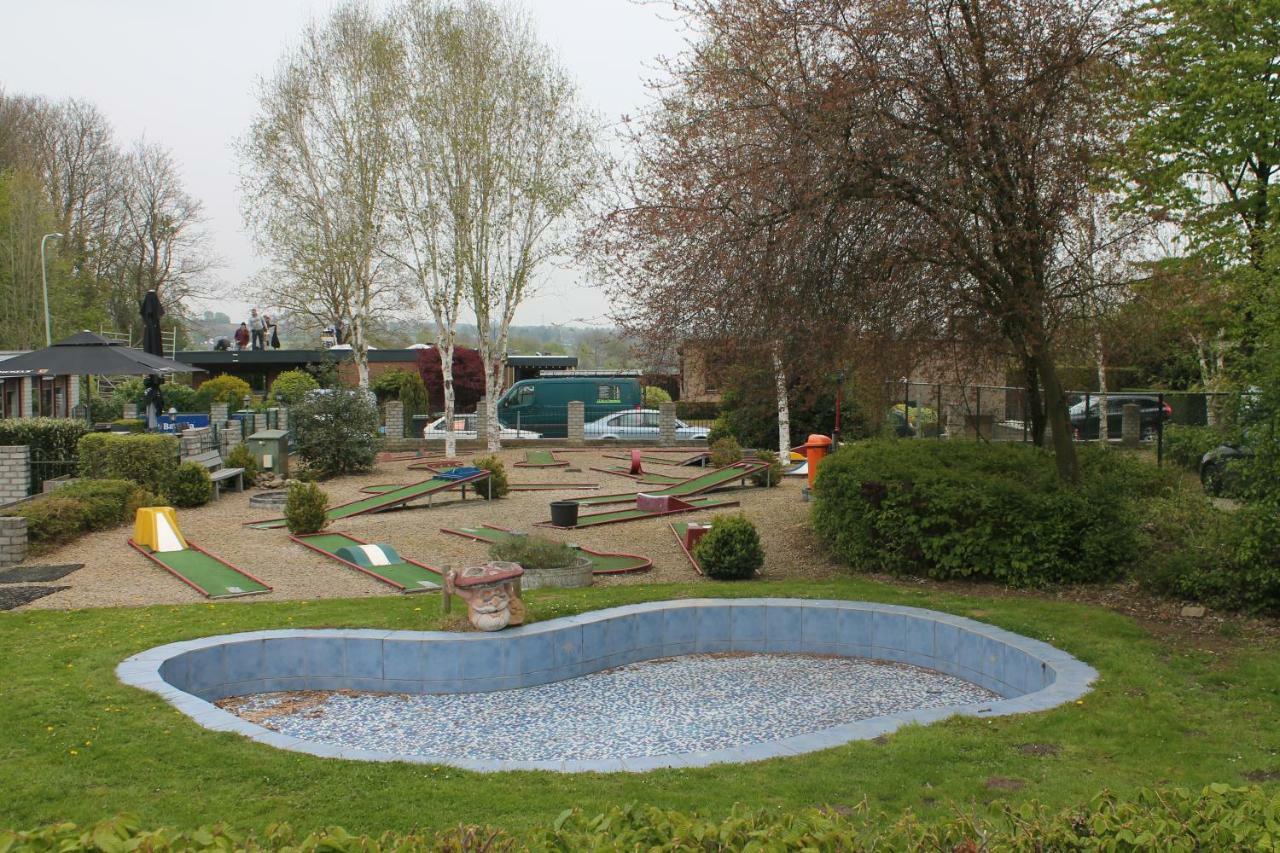 Rustige, Gelijkvloerse Vakantiewoning Met 2 Slaapkamers In Simpelveld, Zuid-Limburg מראה חיצוני תמונה
