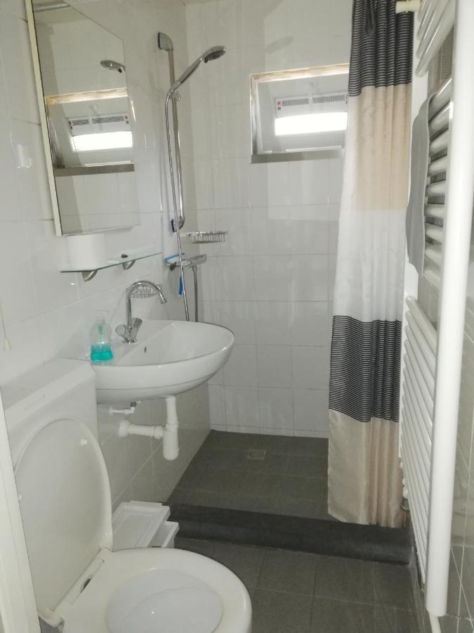 Rustige, Gelijkvloerse Vakantiewoning Met 2 Slaapkamers In Simpelveld, Zuid-Limburg מראה חיצוני תמונה